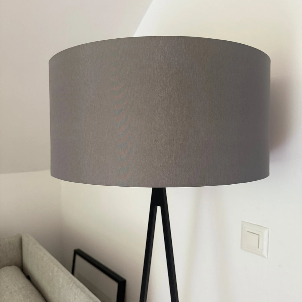 CROSS Lamp with Grey Shade - Masterlight | Milola