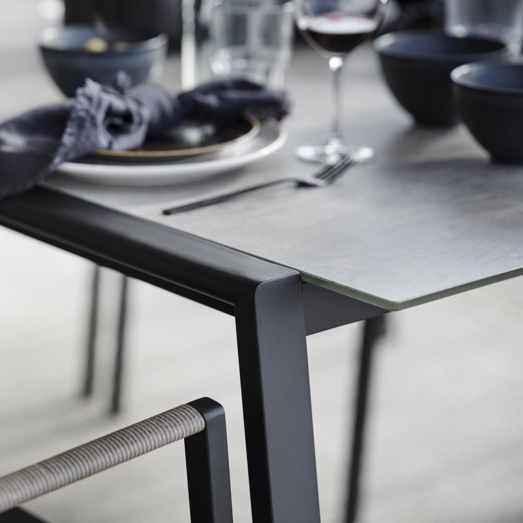 LYRA - Outdoor Dining Table - Glass & Aluminium - Brafab | Milola