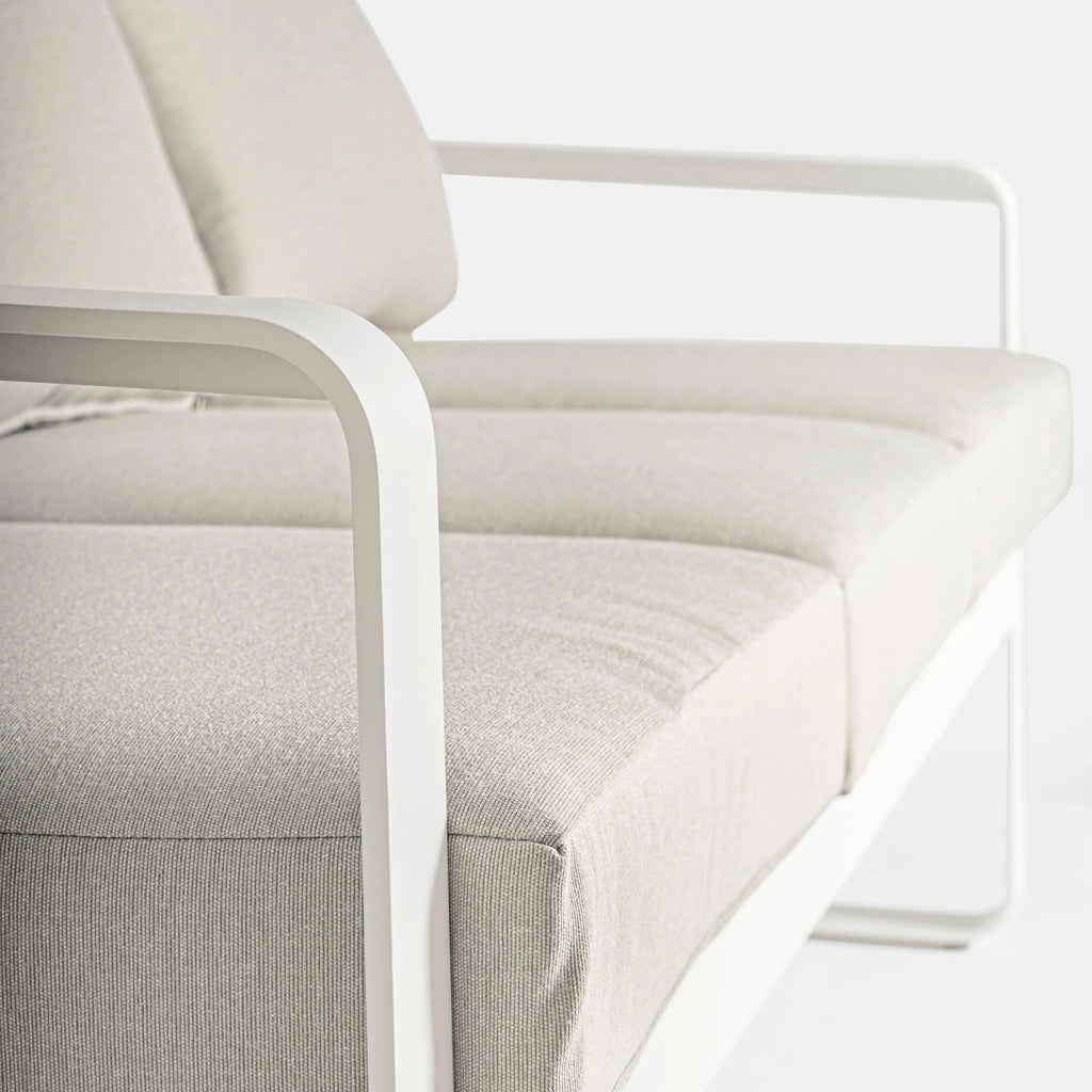 MERRIGAN Outdoor Sofa Set in White - Bizzotto | Milola