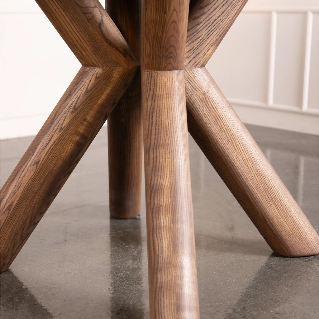 MUHLE Round Extendable Dining Table in Mocca Brown Oiled Ash - Kristensen | Milola