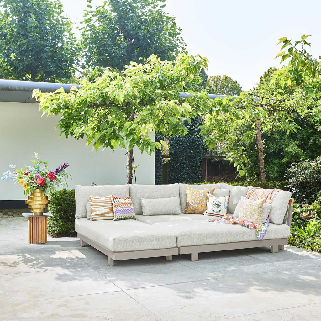 PESARO - 2 in 1 Outdoor Sofa and Daybed - Suns | Milola