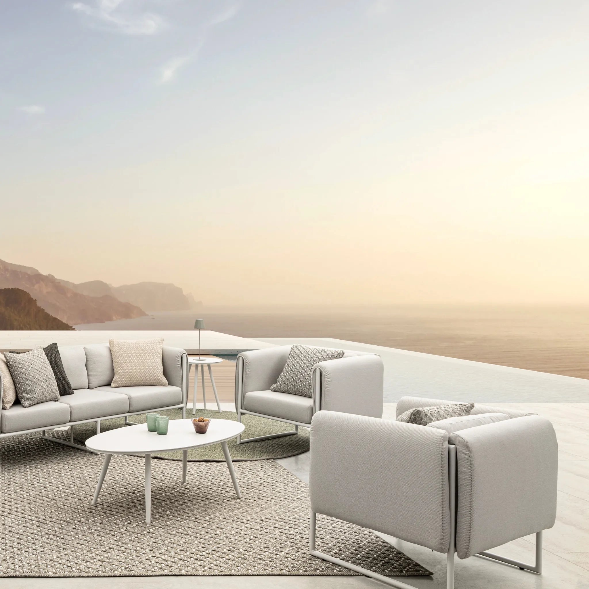 PIXEL Outdoor Lounge Chair in Sand - Bizzotto | Milola