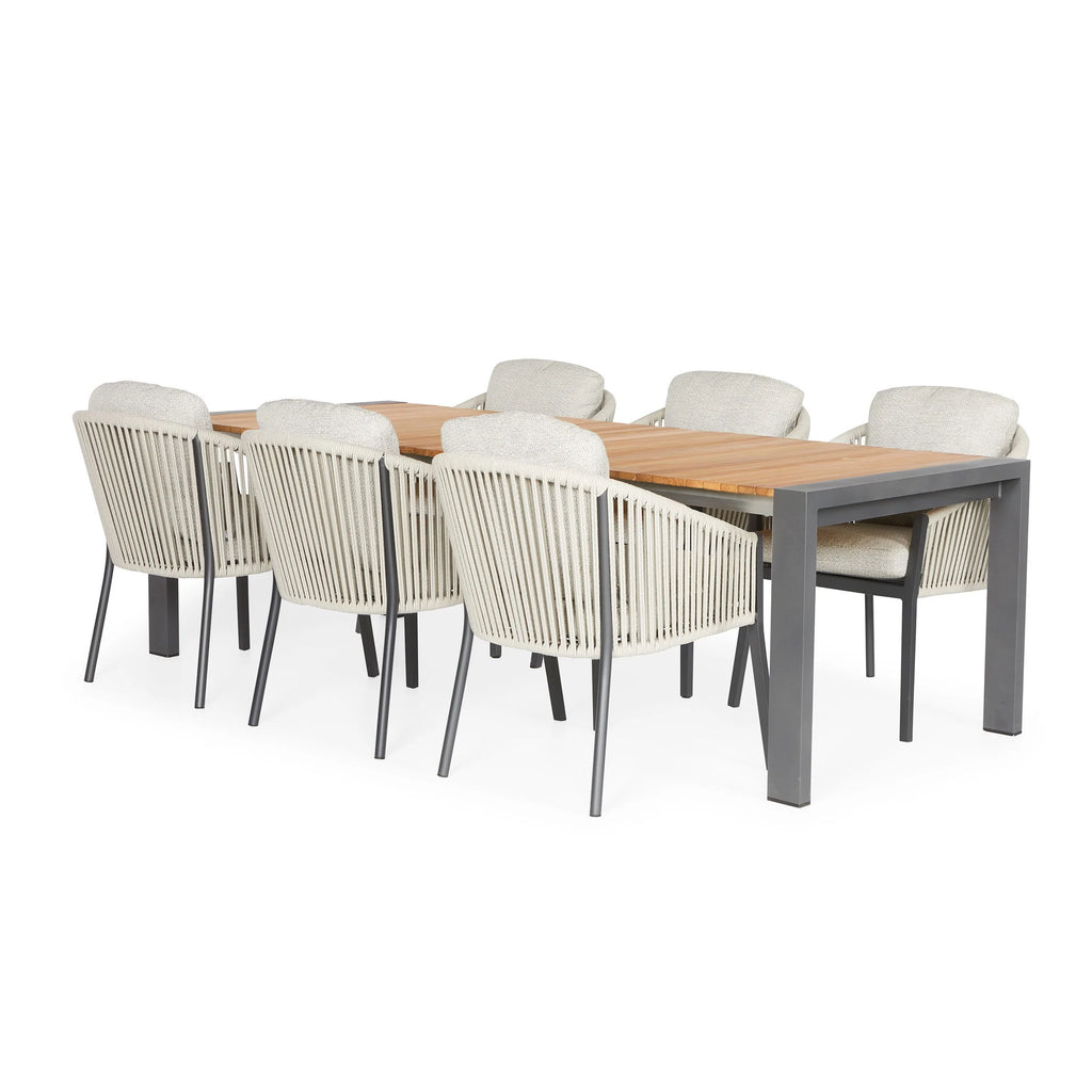 RIALTO - Extendable Outdoor Dining Table - in Teak - Suns | Milola