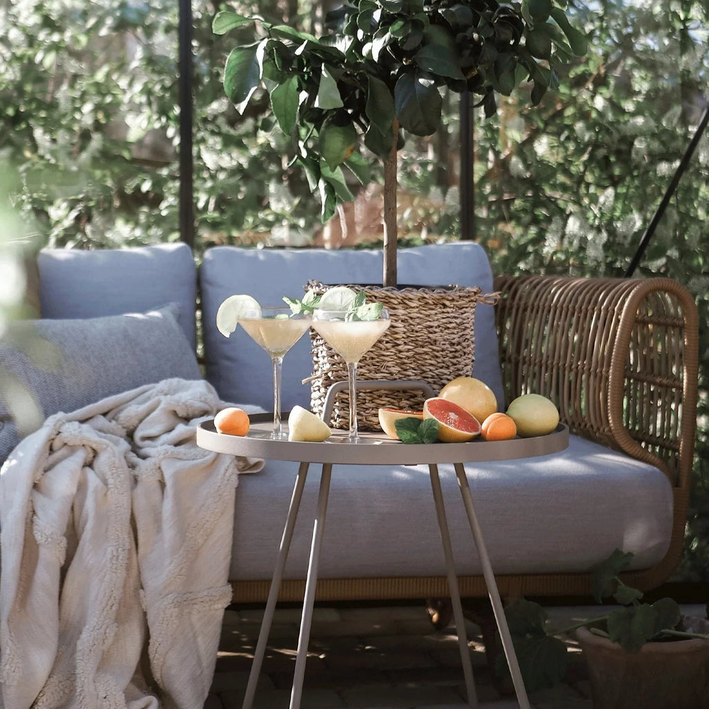 ON-THE-MOVE - Outdoor Coffee Table / Side Table - Cane-Line | Milola