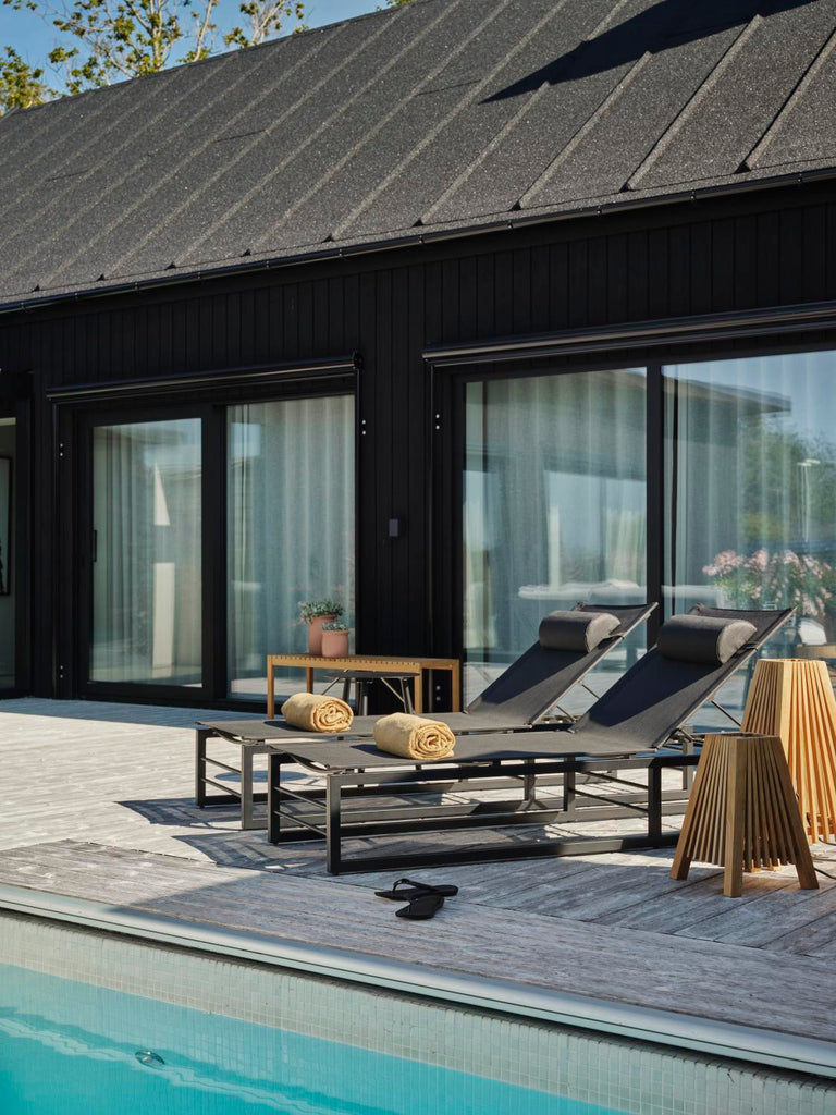 Outdoor Daybeds & Sun Loungers