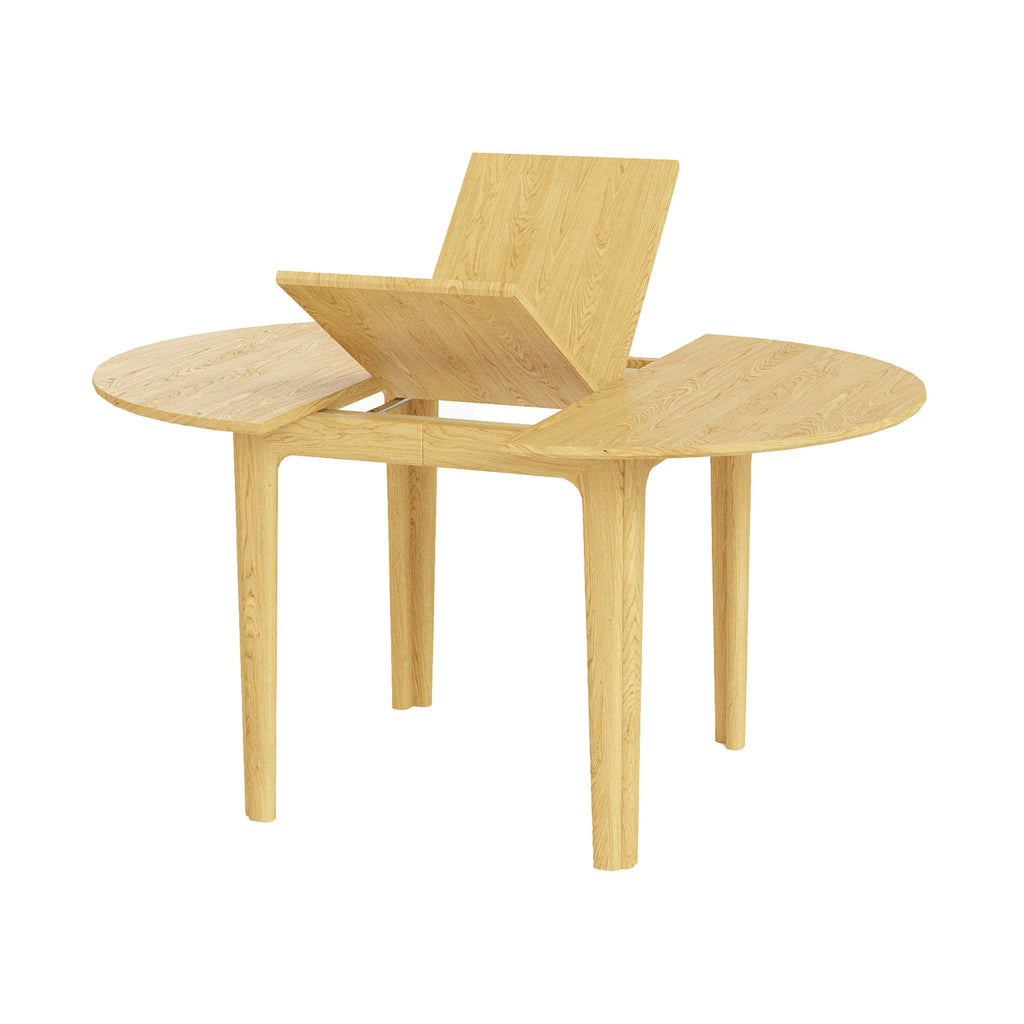 Skovby #111 Extendable Round Dining Table in Oak Lacquer - Skovby | Milola