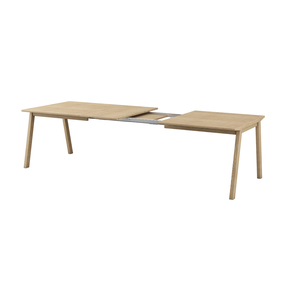 Skovby #142 / #143 Extendable Dining Table in Oak Lacquer - Skovby | Milola
