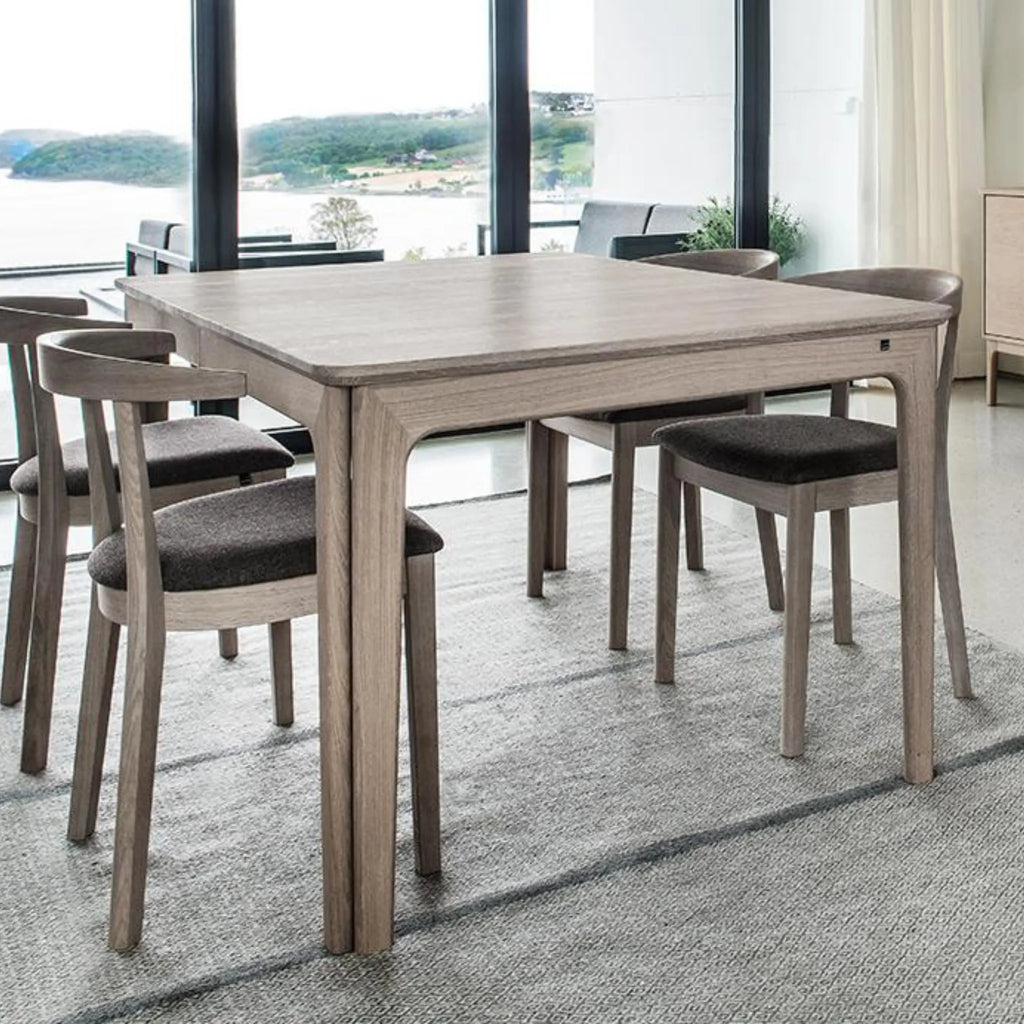 Skovby #26 Extendable Dining Table in Oak White Oil - Skovby | Milola
