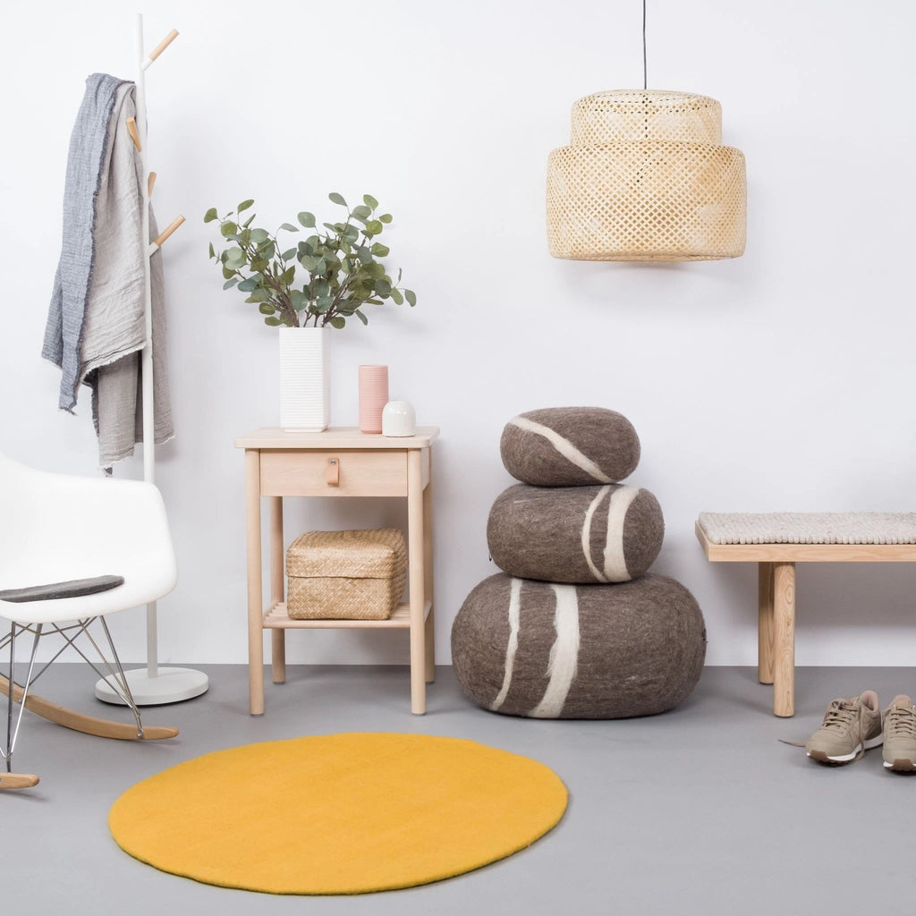 ALWIN Felt Pebble Pouf - Minimalist Design - Myfelt | Milola