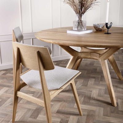 AMELIA Round Extendable Solid Wood Dining Table - Danish Design - Kristensen Kristensen | Milola