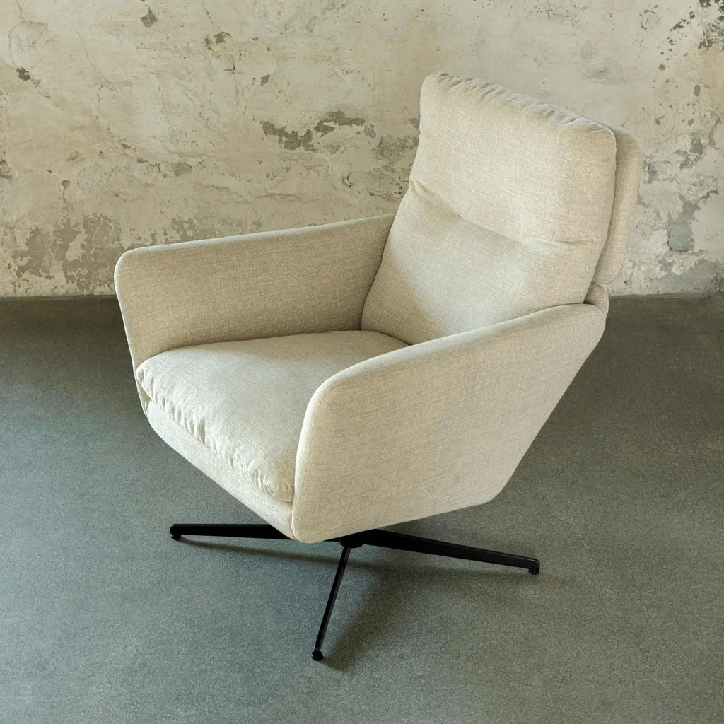 AMY Armchair - Living Furniture in Natural Fabric - Sits | Milola