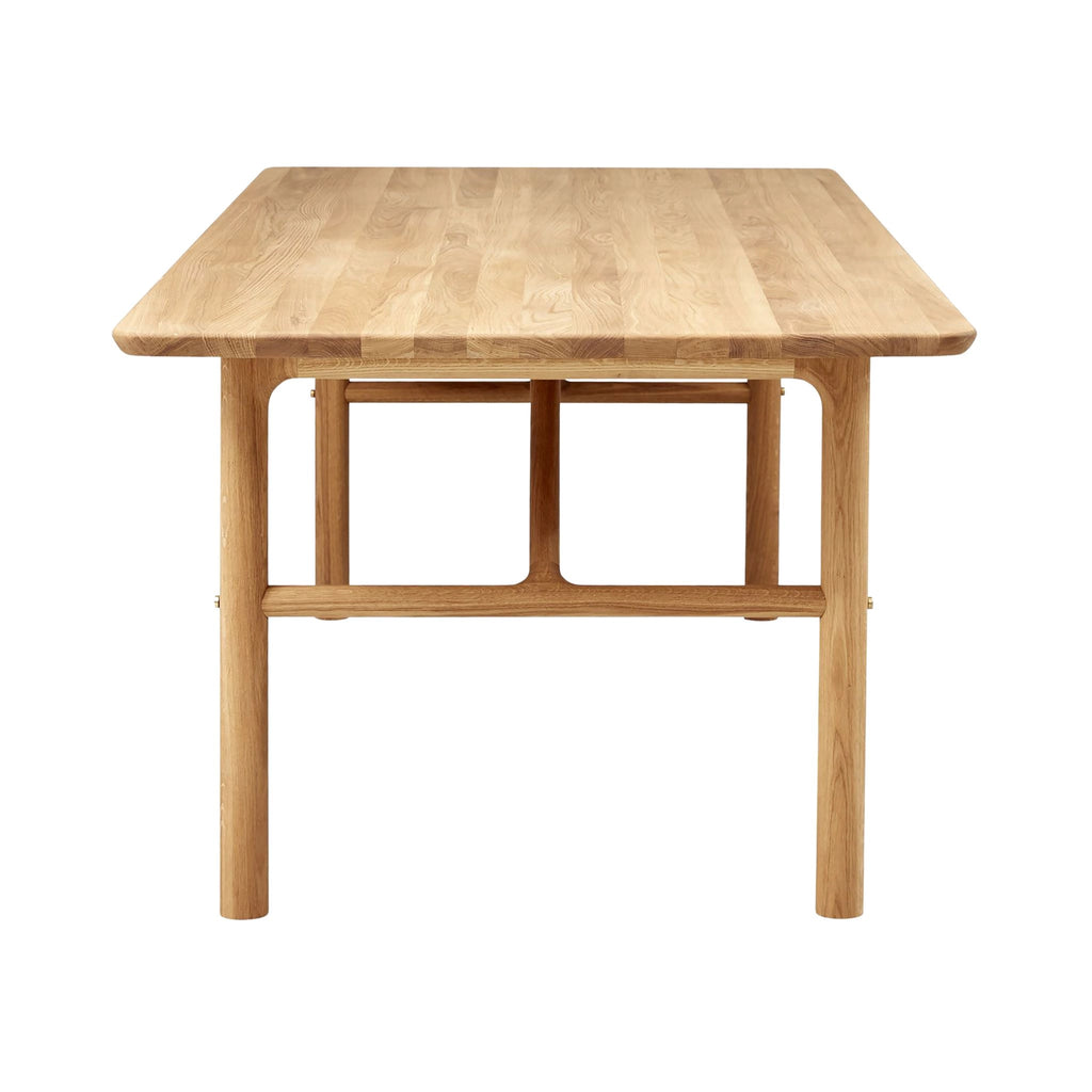 ANT Solid Wood Extendable Dining Table - Nordic Furniture Design - Kristensen Kristensen | Milola