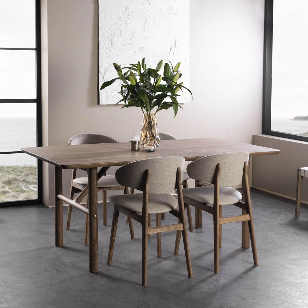 ANT Solid Wood Extendable Dining Table - Nordic Furniture Design - Kristensen Kristensen | Milola