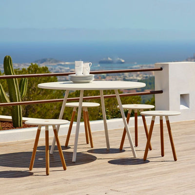 AREA - Outdoor Round Dining Table - CaneLine | Milola