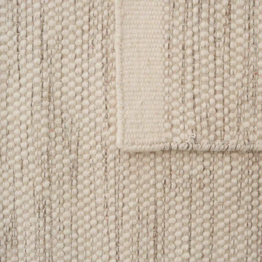 ASKO - Off-White Rug - Minimalist Interior Design - Linie Design | Milola