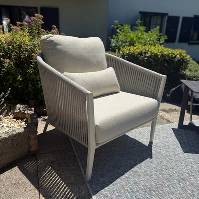 AVERO Lounge Chair in Camel Sand - OUTLET | Milola