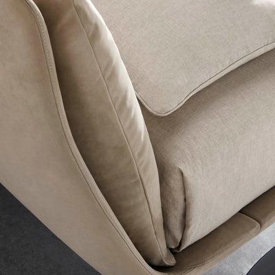 BIGGIE H.18 Bed in Beige Leather Hermitage Col. 008 - Twils | Milola