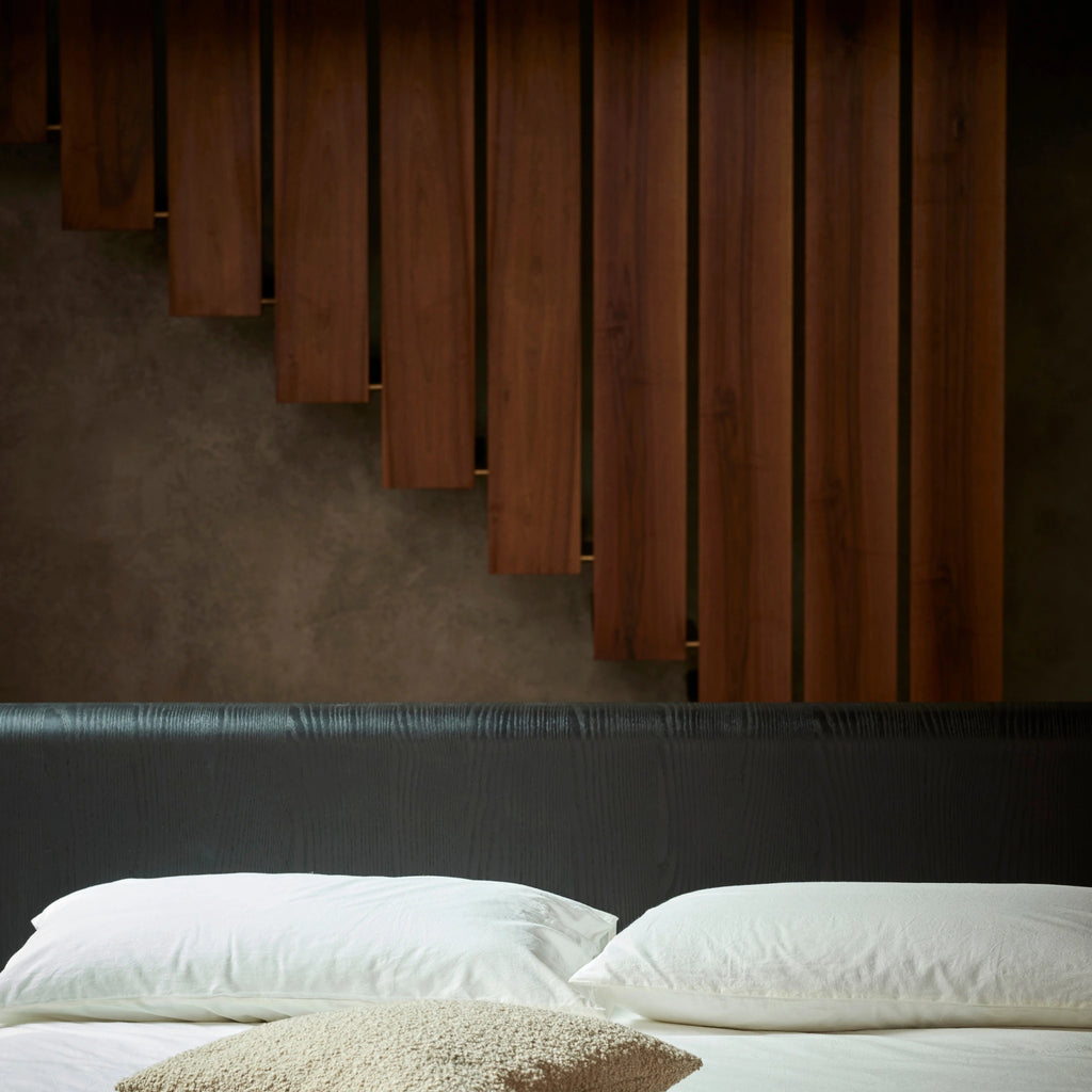 BEND-E Metal Bed with wood frame - Simple Design - Bolzan | Milola