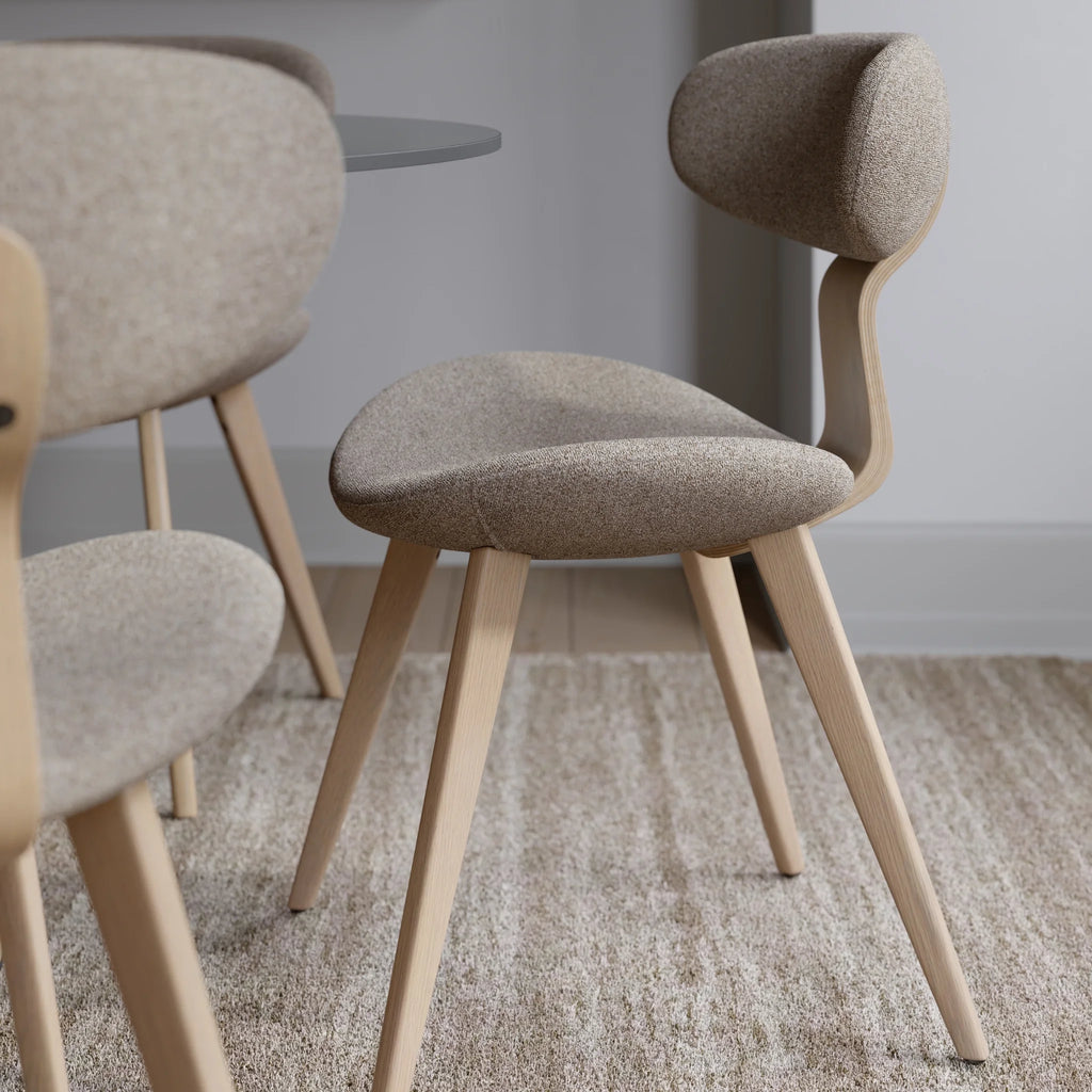 BUCKLE Chair in Pebble Earth - Danform | Milola