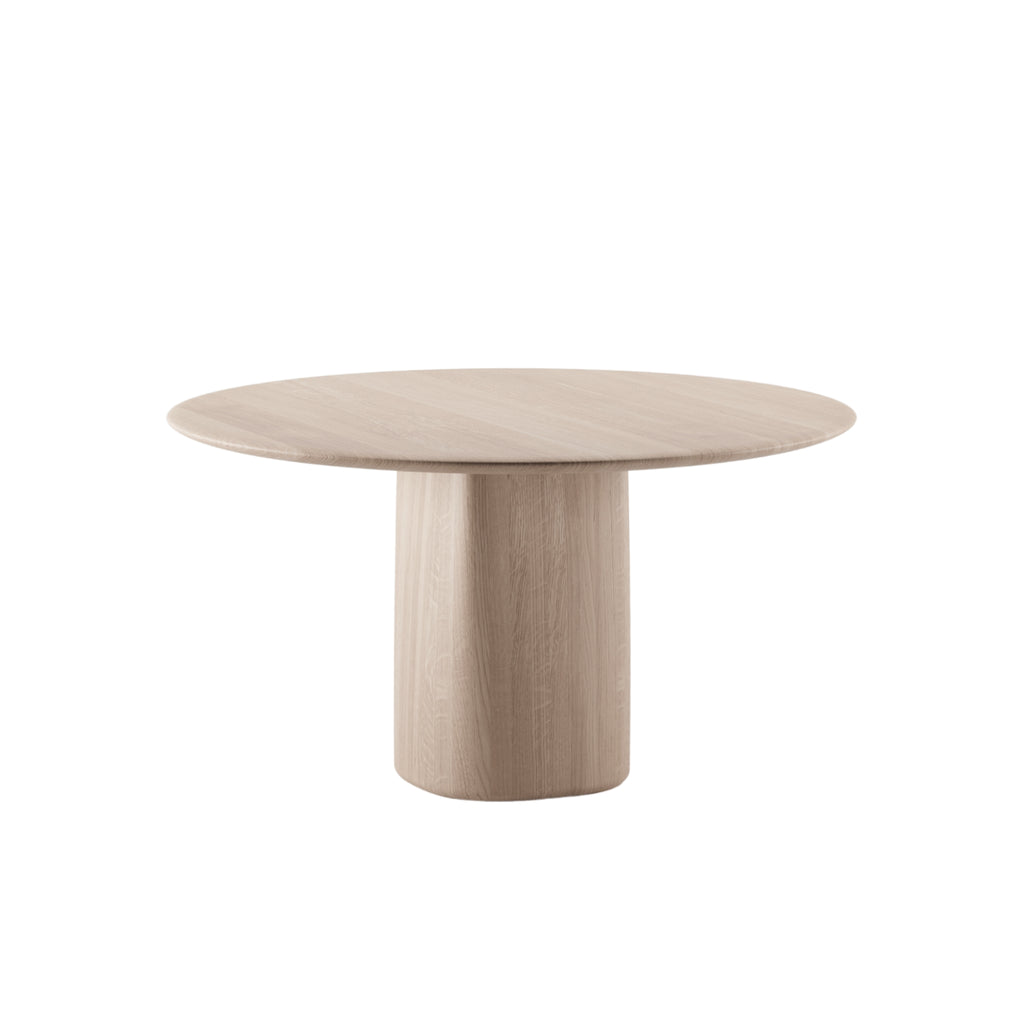 COLUMN Round Dining Table in Oak Natural Soap - Artisan | Milola