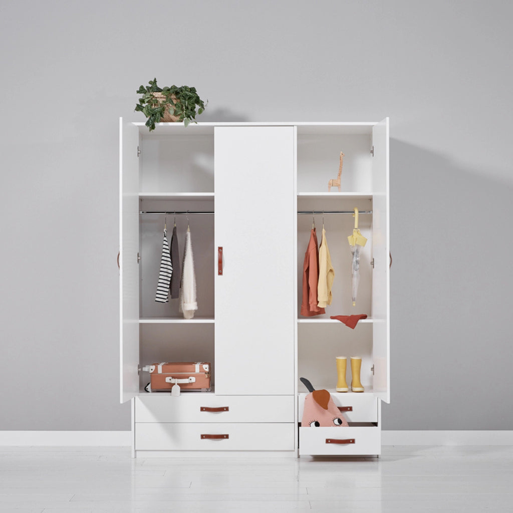 COOL KIDS 3-Doors Wardrobe in White - Lifetime Kidsrooms | Milola