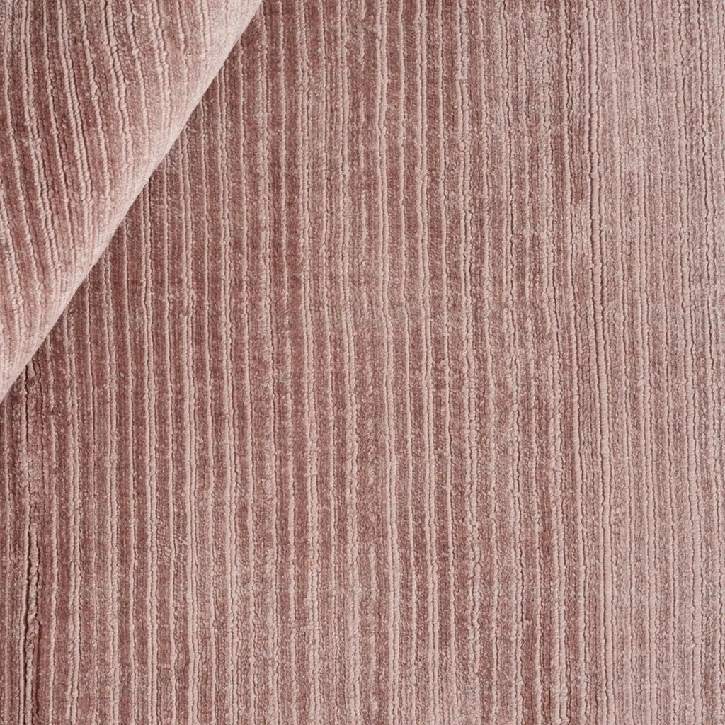 COVER Rug - Elegant Velvet in Rose - Linie Design | Milola 