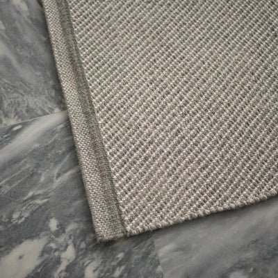DAWN LIGHT Rug in Grey/Moss - Linie Design | Milola