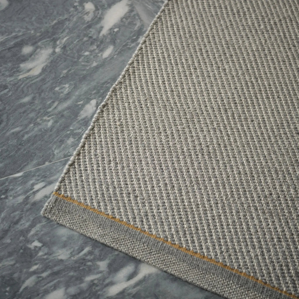DAWN LIGHT Rug in Grey/Mustard - Linie Design | Milola