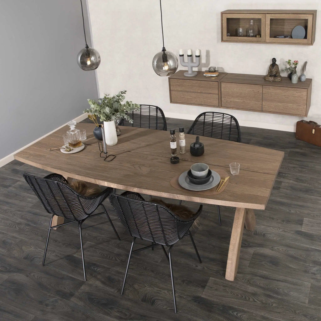 Tables de salle à manger en bois massif avec pieds en X souples ELEGANT