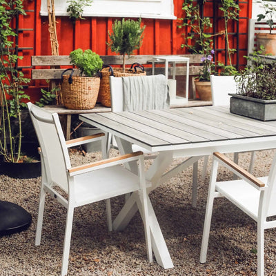 HILLMOND - Extendable Outdoor Dining Table - in White Aluminium / Laminate - Suns | Milola