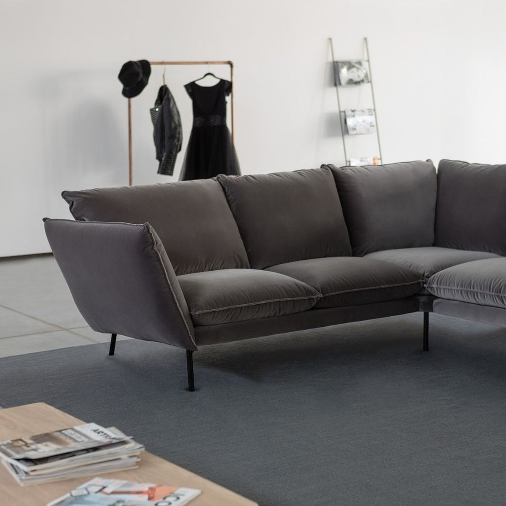 HUGO Sofa - Corner Sofa - Classic Grey Velvet -Sits | Milola