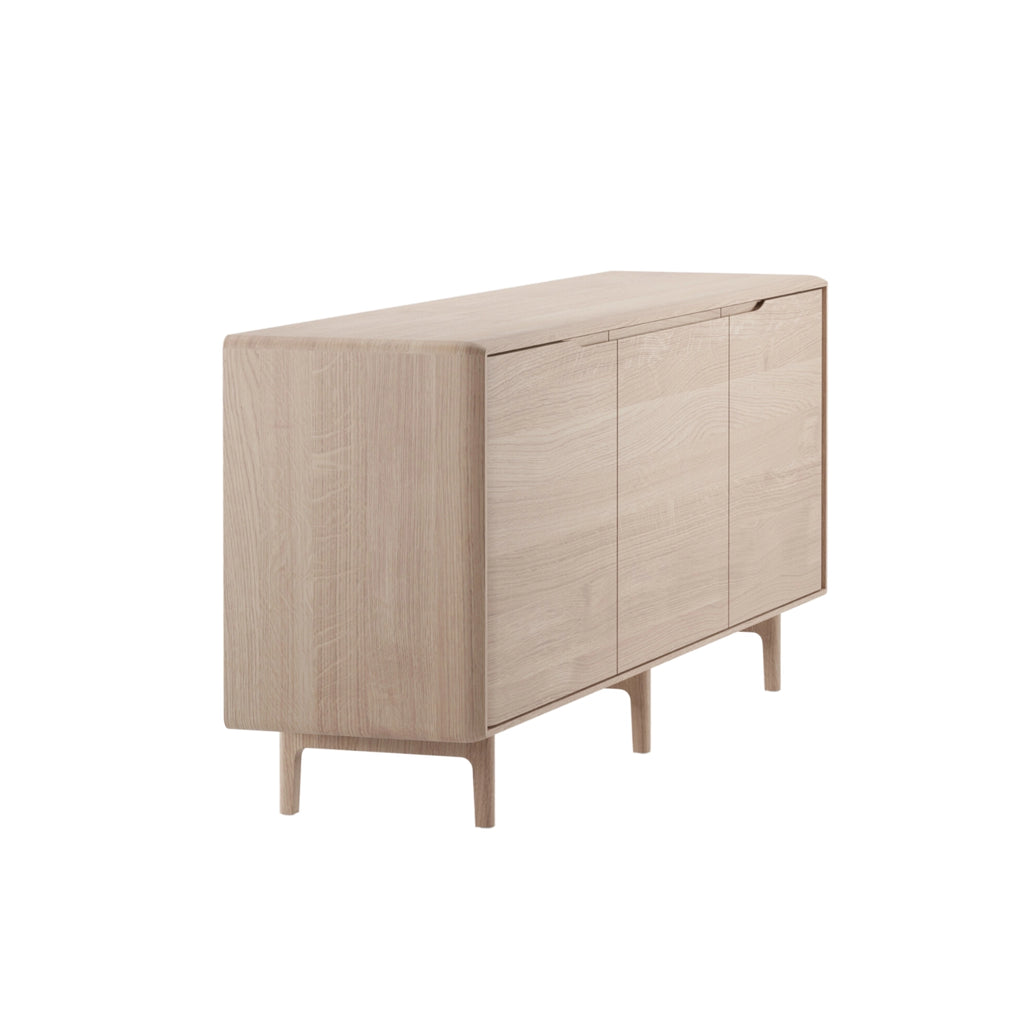 INVITO Sideboard in Oak Natural Soap - Artisan | Milola