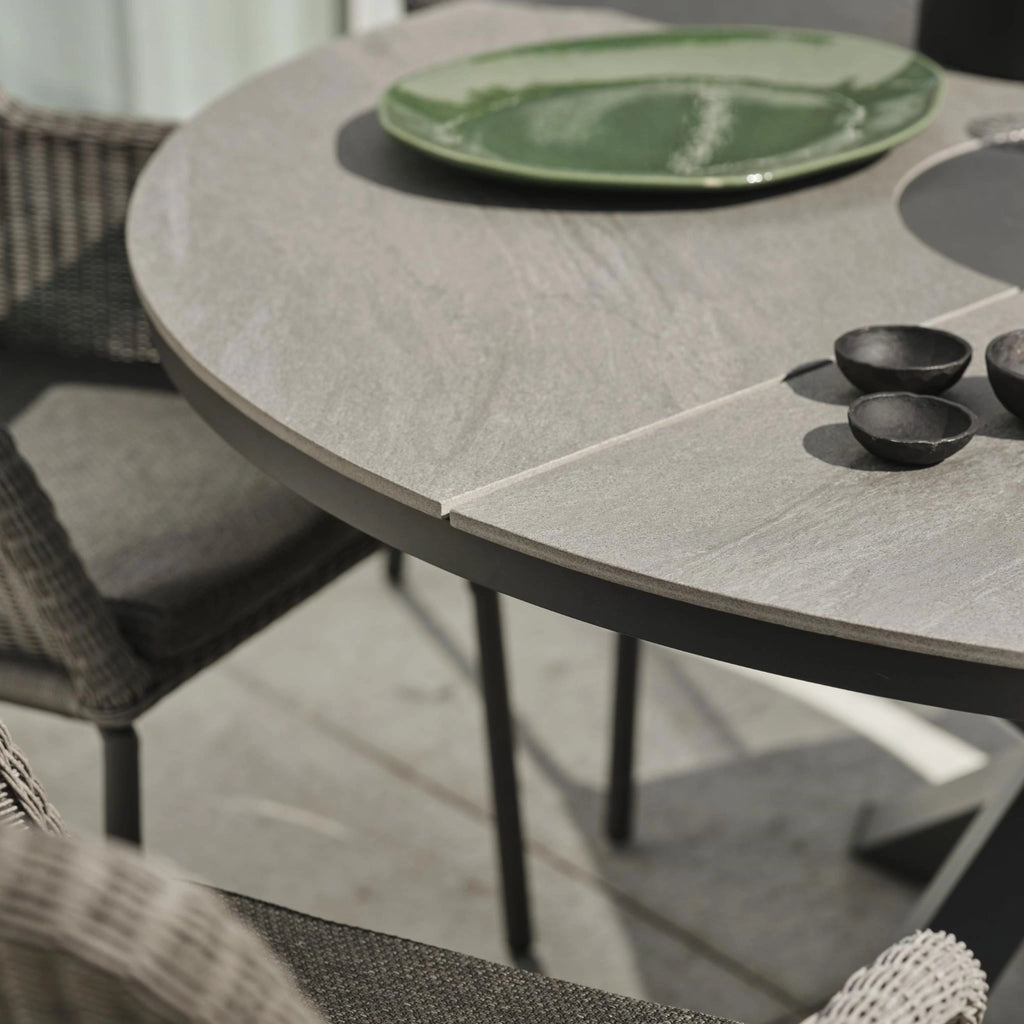 KENORA - Round Outdoor Dining Table - Ceramic Top - Brafab | Milola