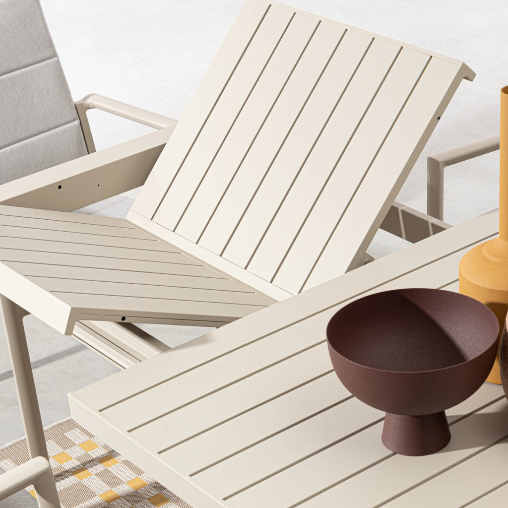 KIPLIN Square Extendable Outdoor Dining Table Set in Rastin - Bizzotto | Milola