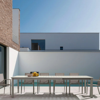 KONNOR Outdoor Extendable Dining Table Set in Rastin -Bizzotto | Milola