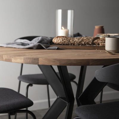 MONOGRAM STEEL Round Extendable Solid Wood/Steel Dining Table - Danish Design - Kristensen Kristensen | Milola