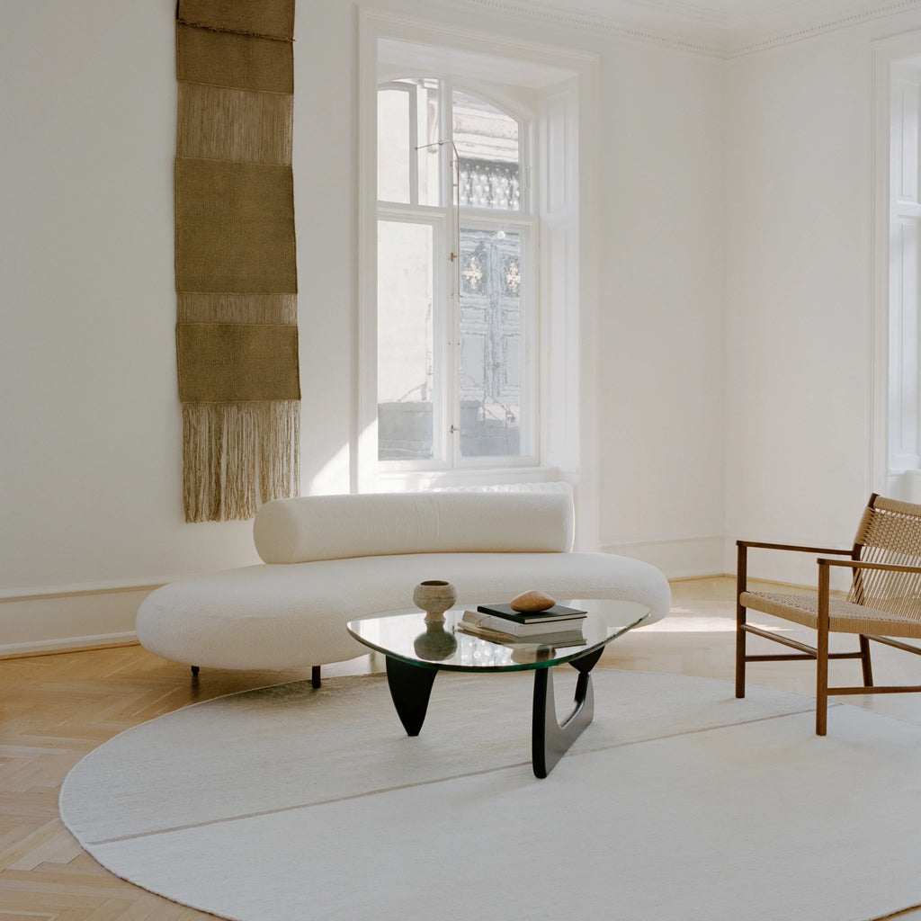 MAGNETIZE - Modern Rug in Beige - Linie Design | Milola