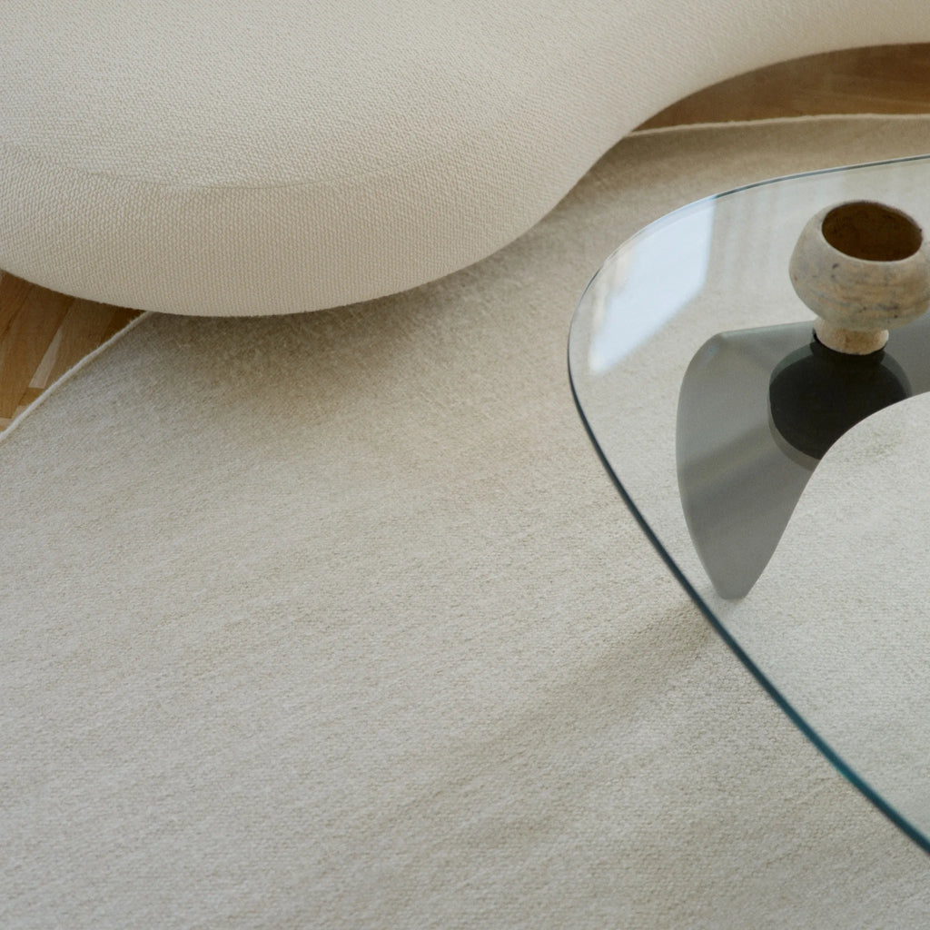 MAGNETIZE - Modern Rug in Beige - Linie Design | Milola