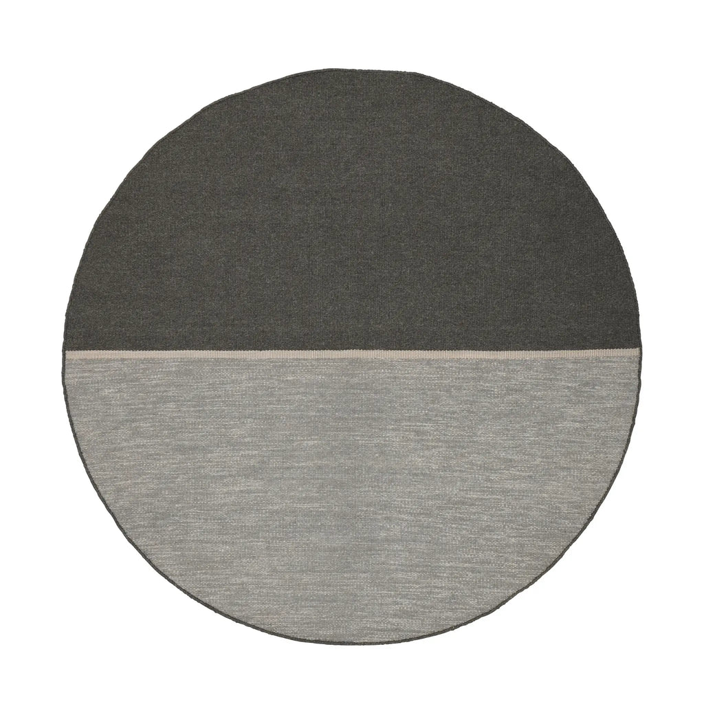 MAGNETIZE - Modern Rug in Stone - Linie Design | Milola