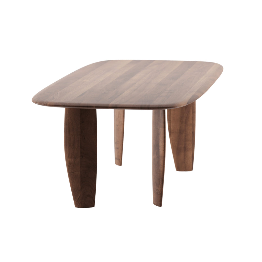 NILU Dining Table in Walnut Natural Oil - Artisan | Milola