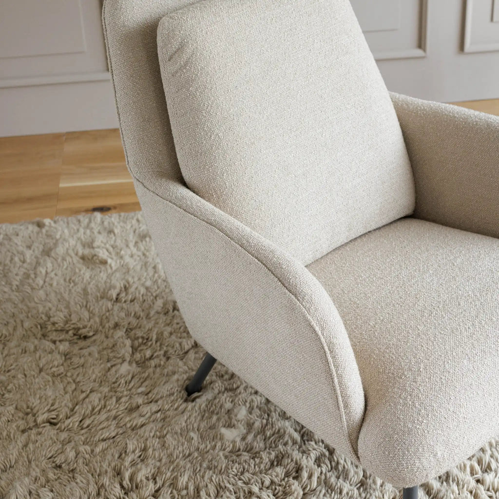 OLIVER Armchair in Light Beige - Sits | Milola
