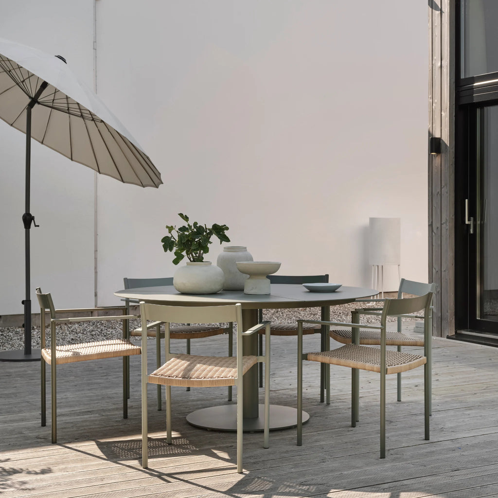 PEACE Outdoor Dining Set in Anthracite/Natural - BRAFAB | Milola