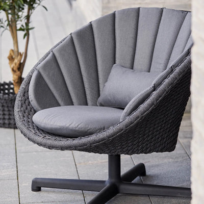 PEACOCK - Outdoor Lounge Chair - Aluminium Base - CaneLine | Milola