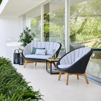 Peacock 2-Seater Outdoor Sofa - Elegant Outdoor Sofa in Light Grey - Cane-Line | Milola