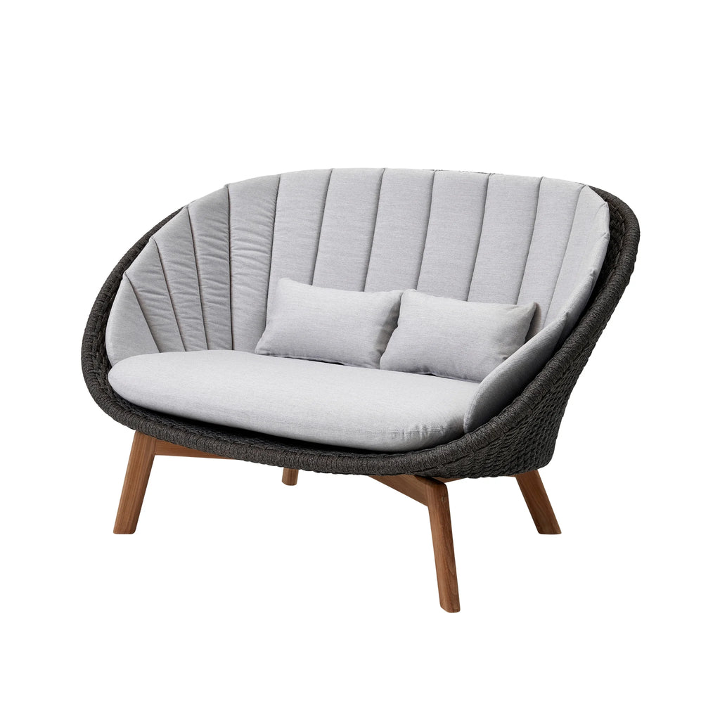 Peacock 2-Seater Outdoor Sofa - Elegant Outdoor Sofa in Light Grey - Cane-Line | Milola