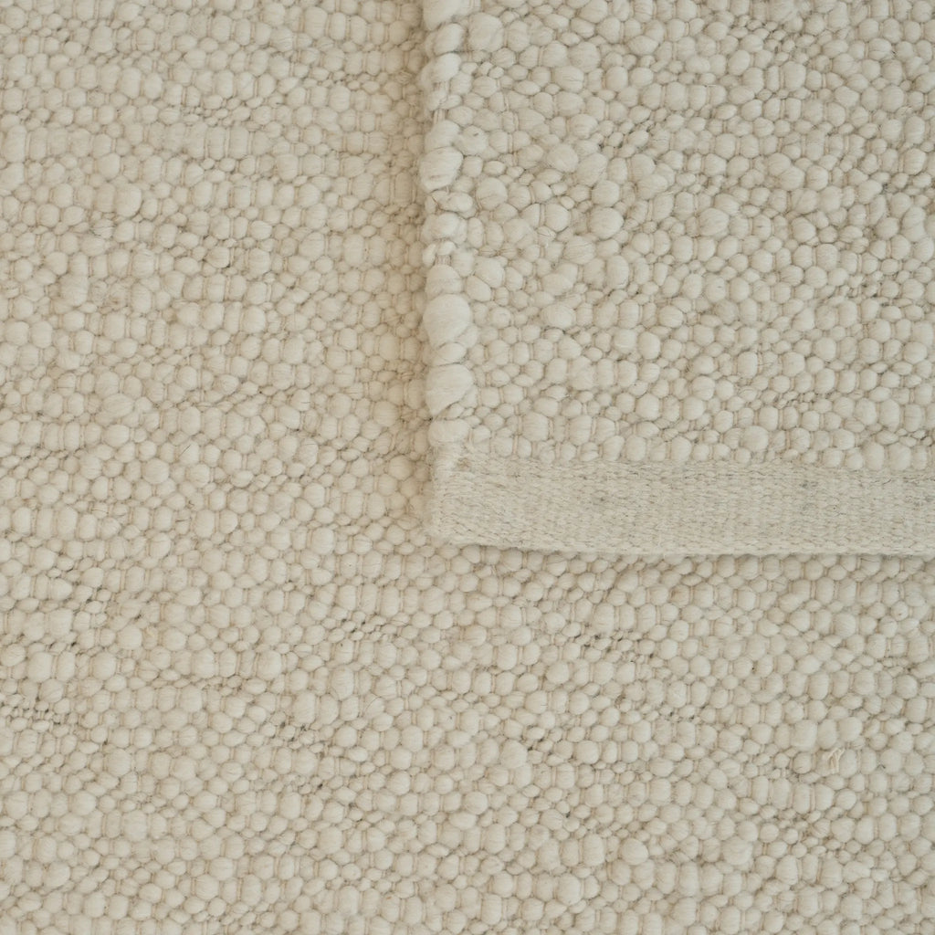 PEBBLED POEM - Wool Rug in White - Linie Design | Milola