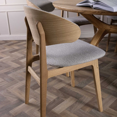 Ram-Shell-Dining-Chair-Natural-Boucle-Kristensen-Kristensen-Milola