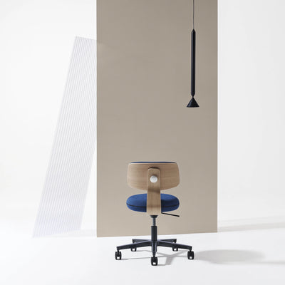 SAVO 360 Meeting Chair in Blue - Scandinavian Office Furniture | Milola