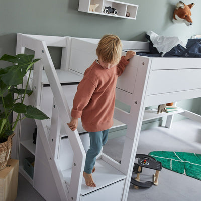 SEMI-HIGH Bed with Stepladder in White - Lifetime Kidsrooms | Milola