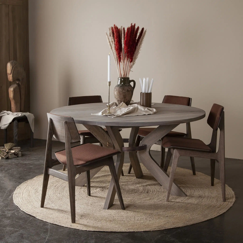 SYDNEY Solid Wood Round Dining Table in Light Grey Oiled Ash - Danish Design - Kristensen Kristensen | Milola